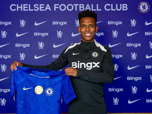 Chelsea Resmi Umumkan Kedatangan Estevao Willian ke Stamford Bridge